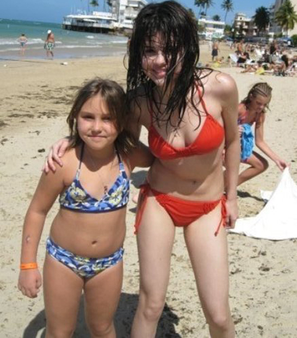 Selena gomez bikini image by nessiegemmcullen on Photobucket